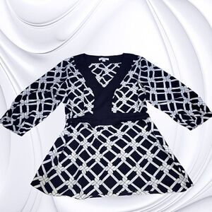 Calvin Klein black white geometric 3/4 sleeve kimono look top